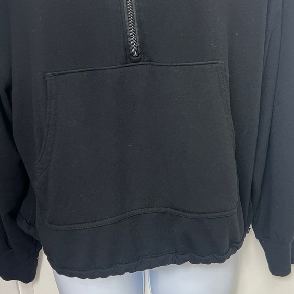 29. Tavi Cozy Half Zip, Black, kangaroo pocket, waist cinch cord, Size Small - Picture 7 of 16